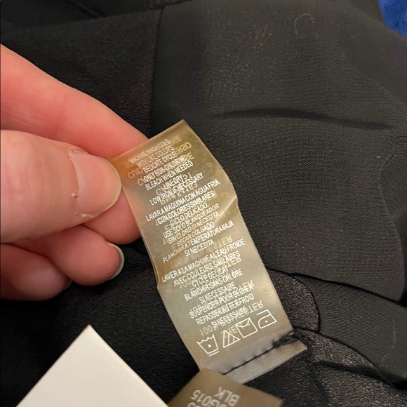 NWT Calvin Klein Black Button Down Blouse Roll Tab Sheer Sleeves Size XL - Picture 7 of 7